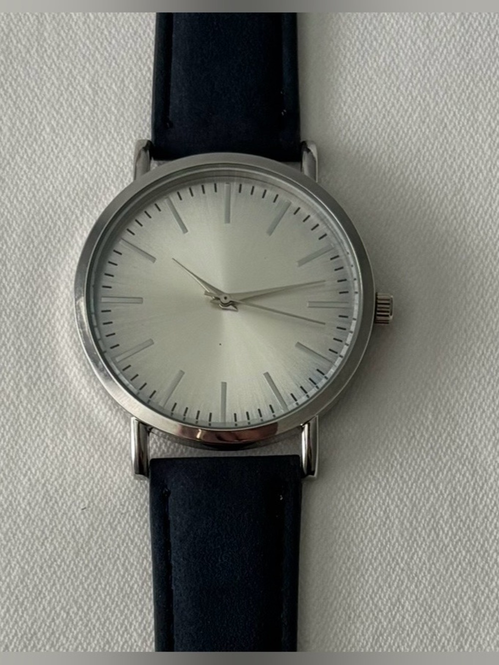 ⌚️3/$30⌚️Classic  Minimalist Silver Dial Watch with Black Strap